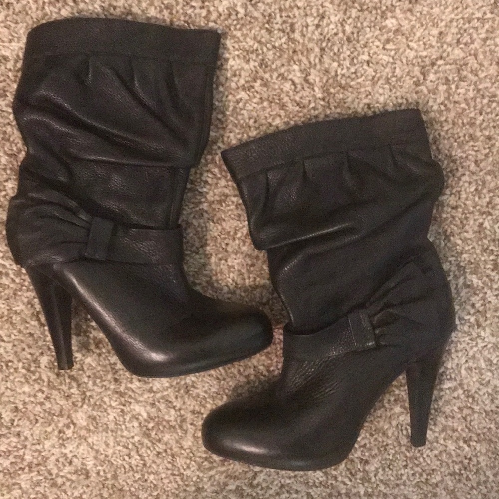 Gianni Bini Black Leather Boot